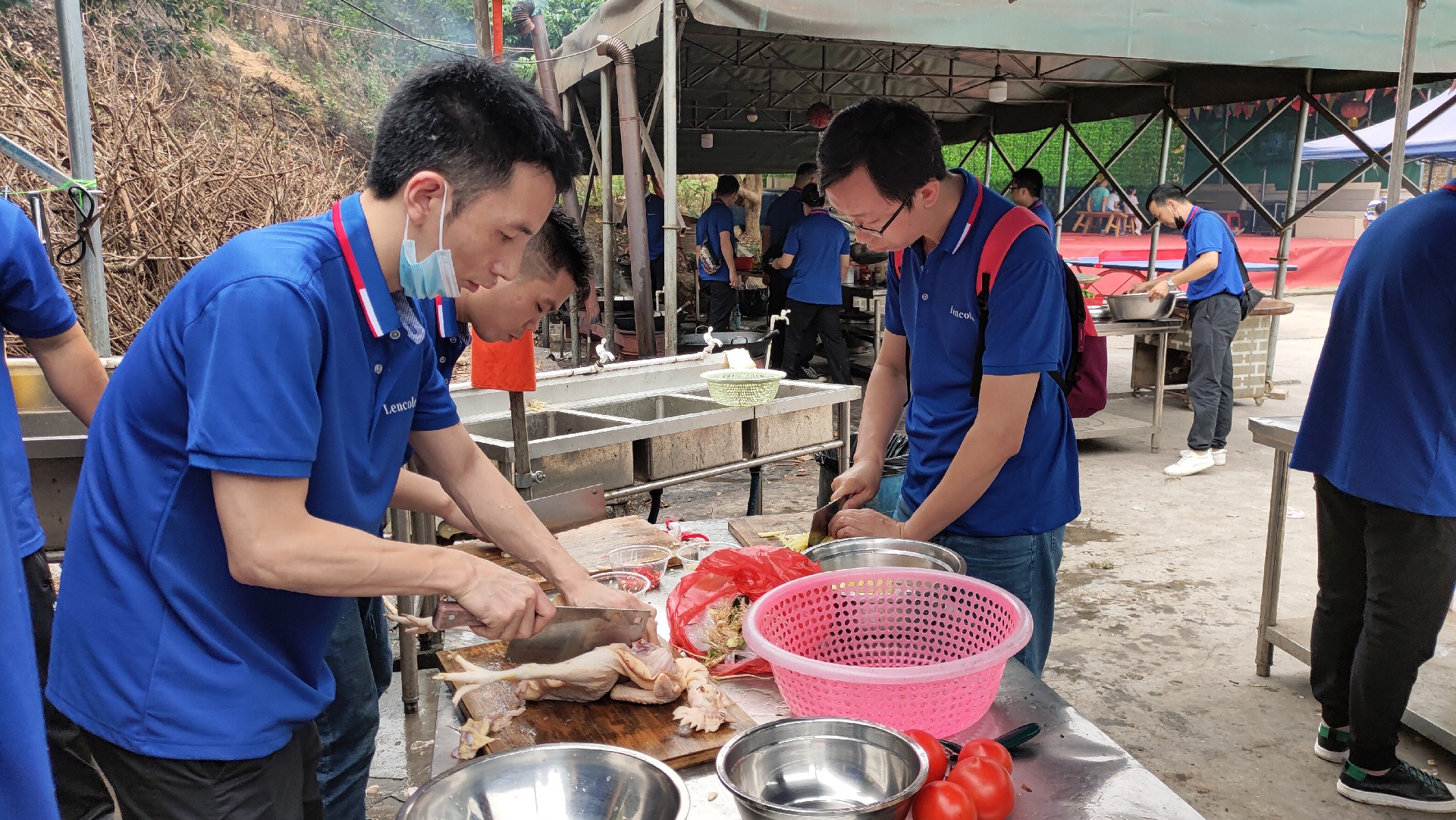 松湖騎行，穿樹飛花；農(nóng)家休閑，擁抱自然