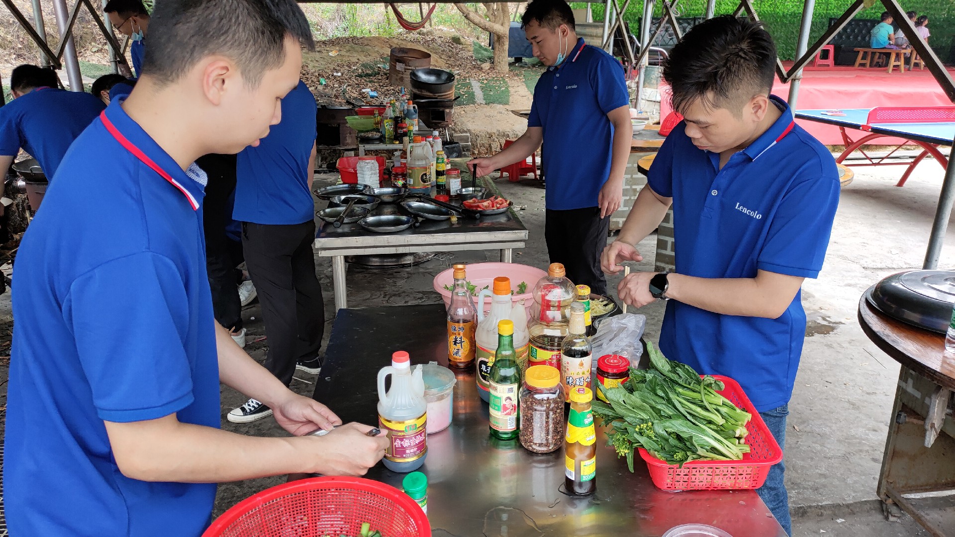 松湖騎行，穿樹飛花；農(nóng)家休閑，擁抱自然